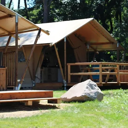 Holiday home Gemuetliches Safarizelt Mit Grill Und Garten Lychen